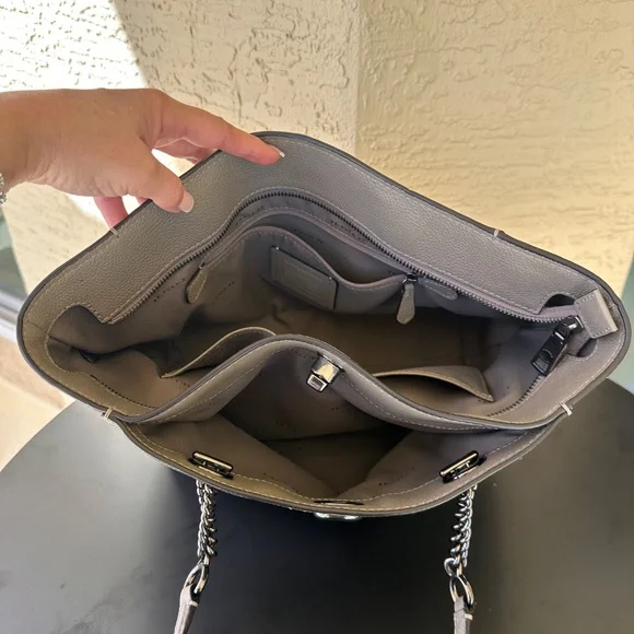 Coach, Turnlock Chain Tote/ Shoulder Bag - Picture 6 of 15